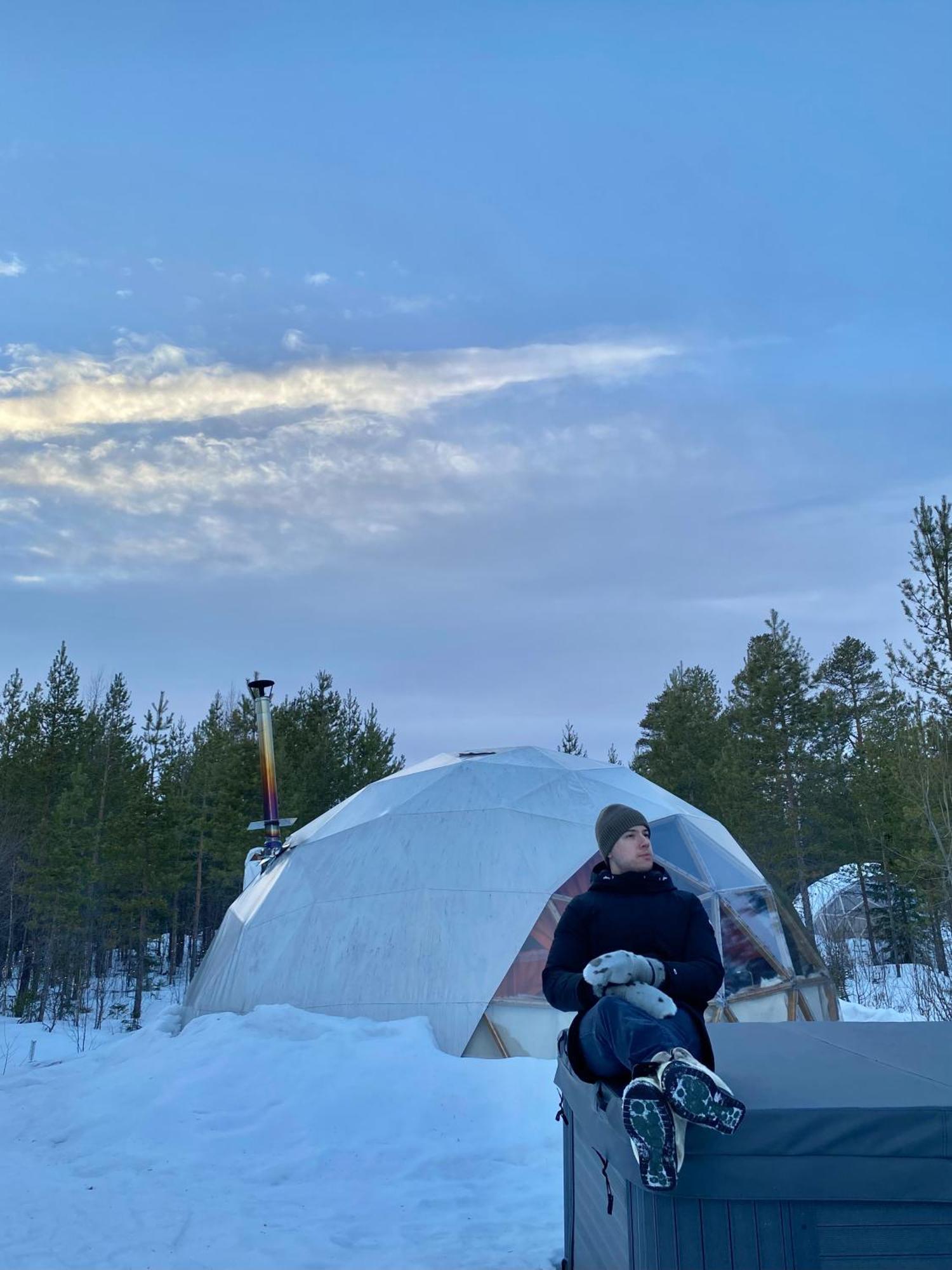 Aurora Igloo Fireplace-Heated Tents In A Secret Forest With Private Jacuzzi And Shared Sauna Bathroom And Dog Friendly Rovaniemi Luaran gambar